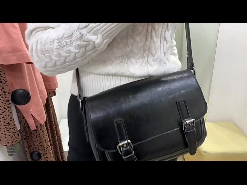 ❤️ Bonhora paruzhinji rwehure rechidiki FeralBerry ane dildo mukamuri yakakodzera Hard porn ️❤